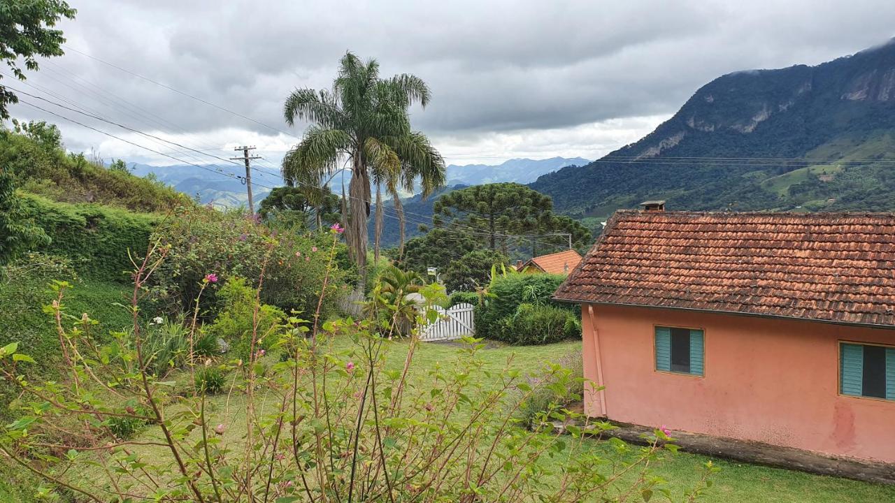Apartamento Casa na Montanha a 500 metros da Pedra do Baú São Bento do Sapucaí Exterior foto
